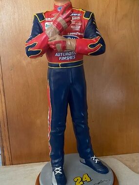 Vintage 2001 #24 Jeff Gordon 19" Statue Nascar Character Collectibles Limited